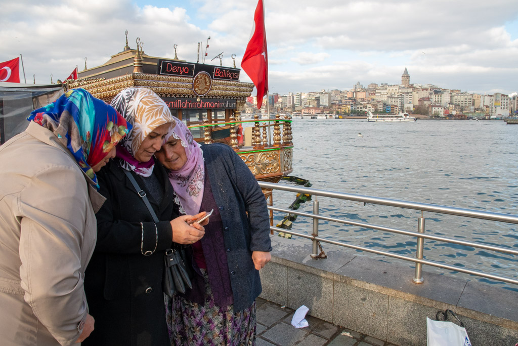 Istanbul street life - Enzo Rocca