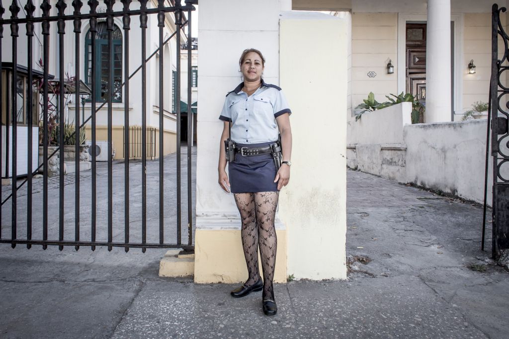 Alessandro Guzzeloni<br src=