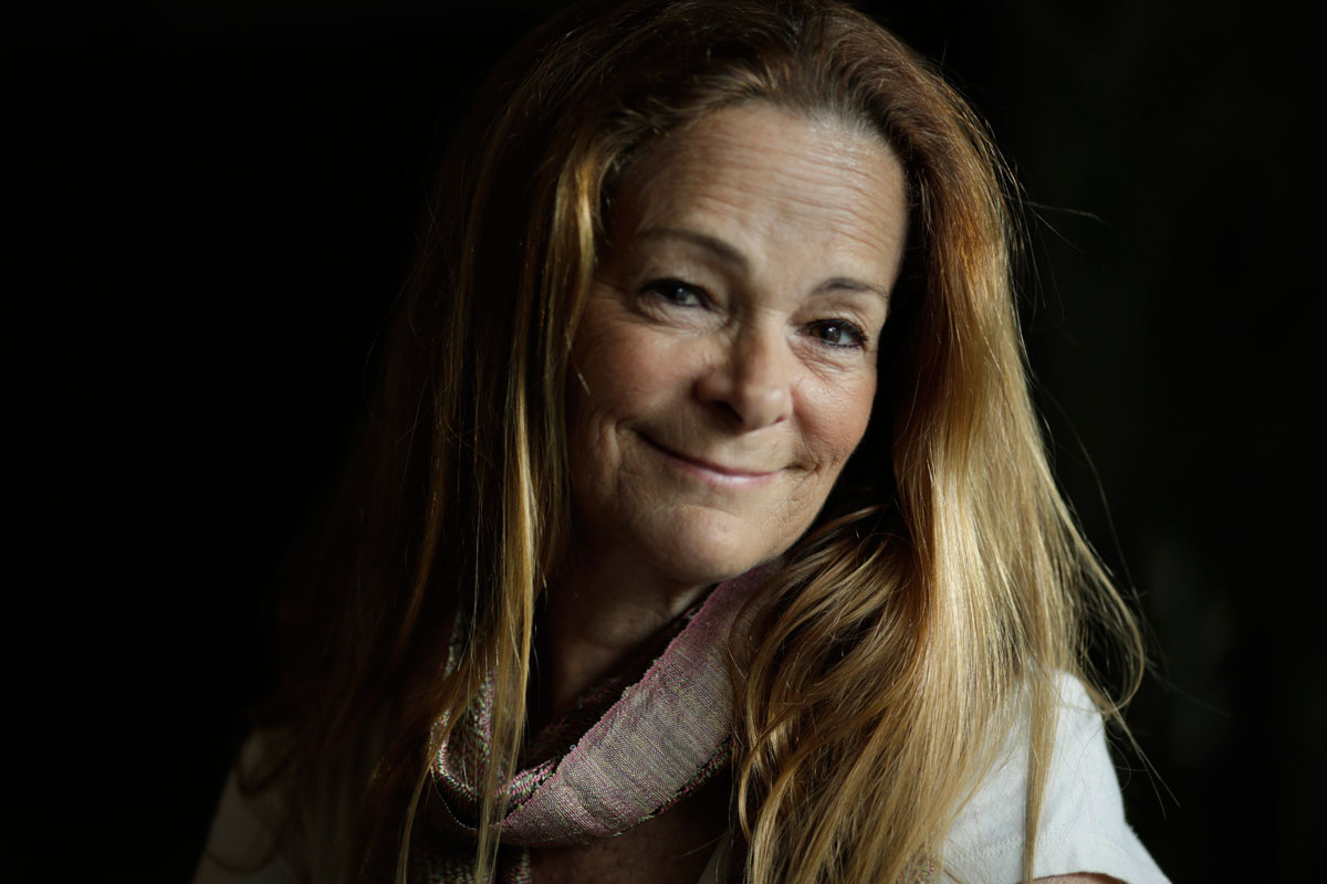 Paula_Bronstein_portrait