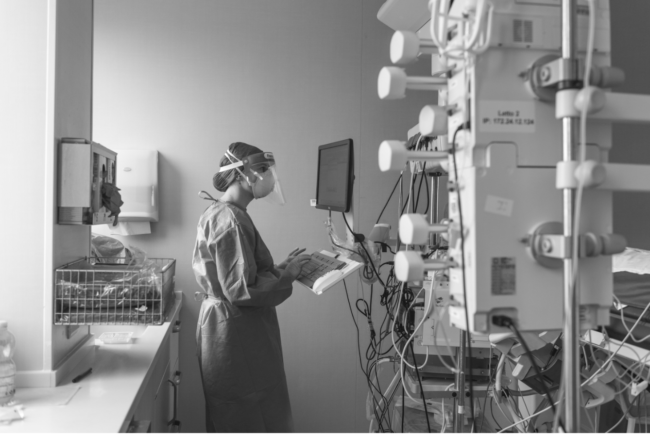 Alessio_Romenzi_for_Medici_Senza_Frontiere_LR_FestivalEtica2020 (6)