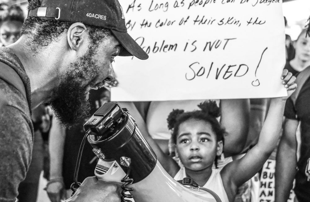 © Birdsong Zach © Birdsong Zach