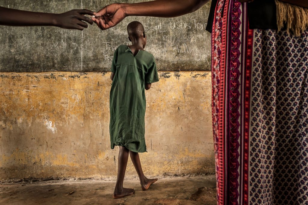 b65ae598-a016-4379-9292-e40f0c0bac60