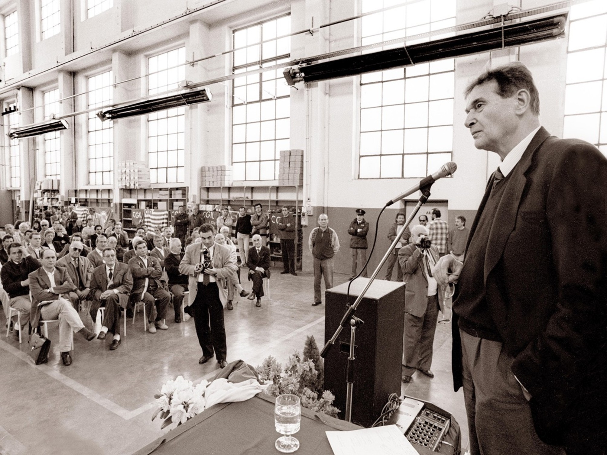 Giovanni De Biasi e Vittorio Vailati per UNITRE LODI - LE OFFICINE ADDA: Volti e immagini di 100 anni di vita